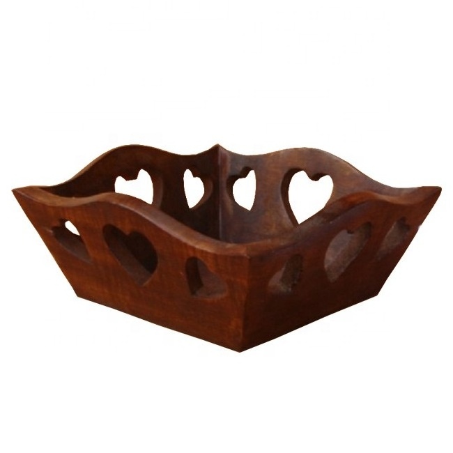 Wooden Handmade Carving Technique Mango Wood Serving Tray For Snacks & Beverages Serving Custom Wooden Heart Shape Carved Tray