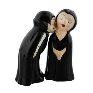 Pacific Giftware Vampire Magnetic Kissing Ceramic Salt and Pepper Shakers Set