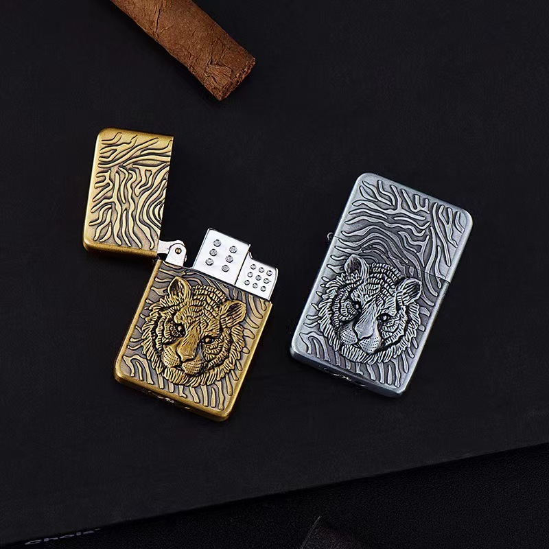 wholesale sale Embossed Constantine Retro Bronze Metal Loud Lighter Boy Gift Oil Cigarette Lighter