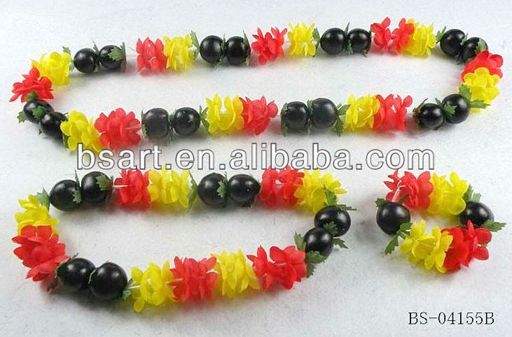 Hawaii flower fruit kukui nut leis