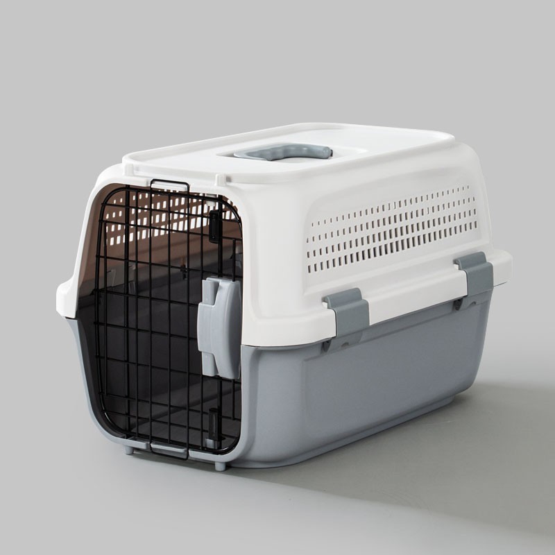 Triangle-Shaped Plastic Kennels Rolling Airline Approved Pet Carrier with Wire Door Stainless Steel Travel Dog Crate for Cats