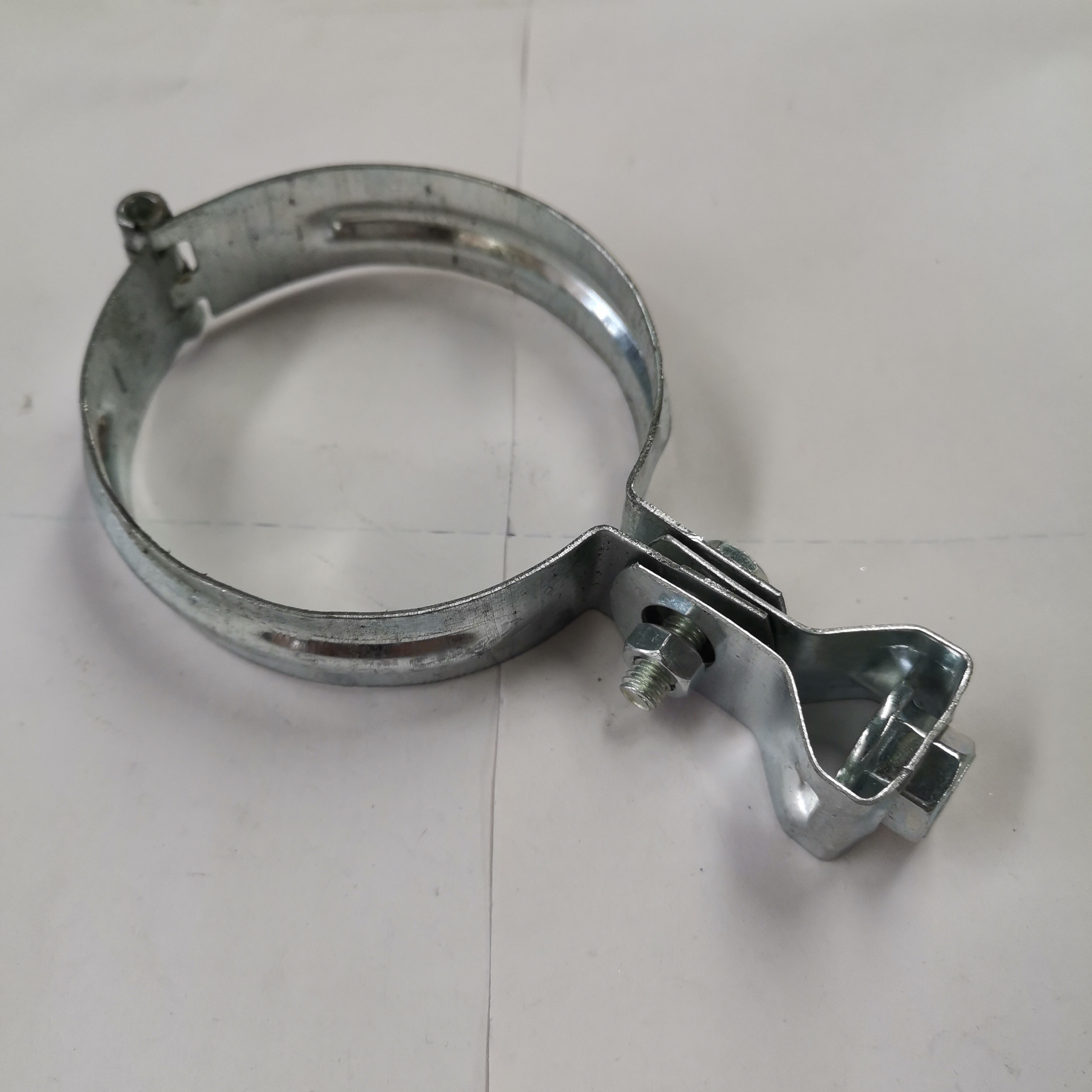 Factory price supply circle hinges pipe clamp