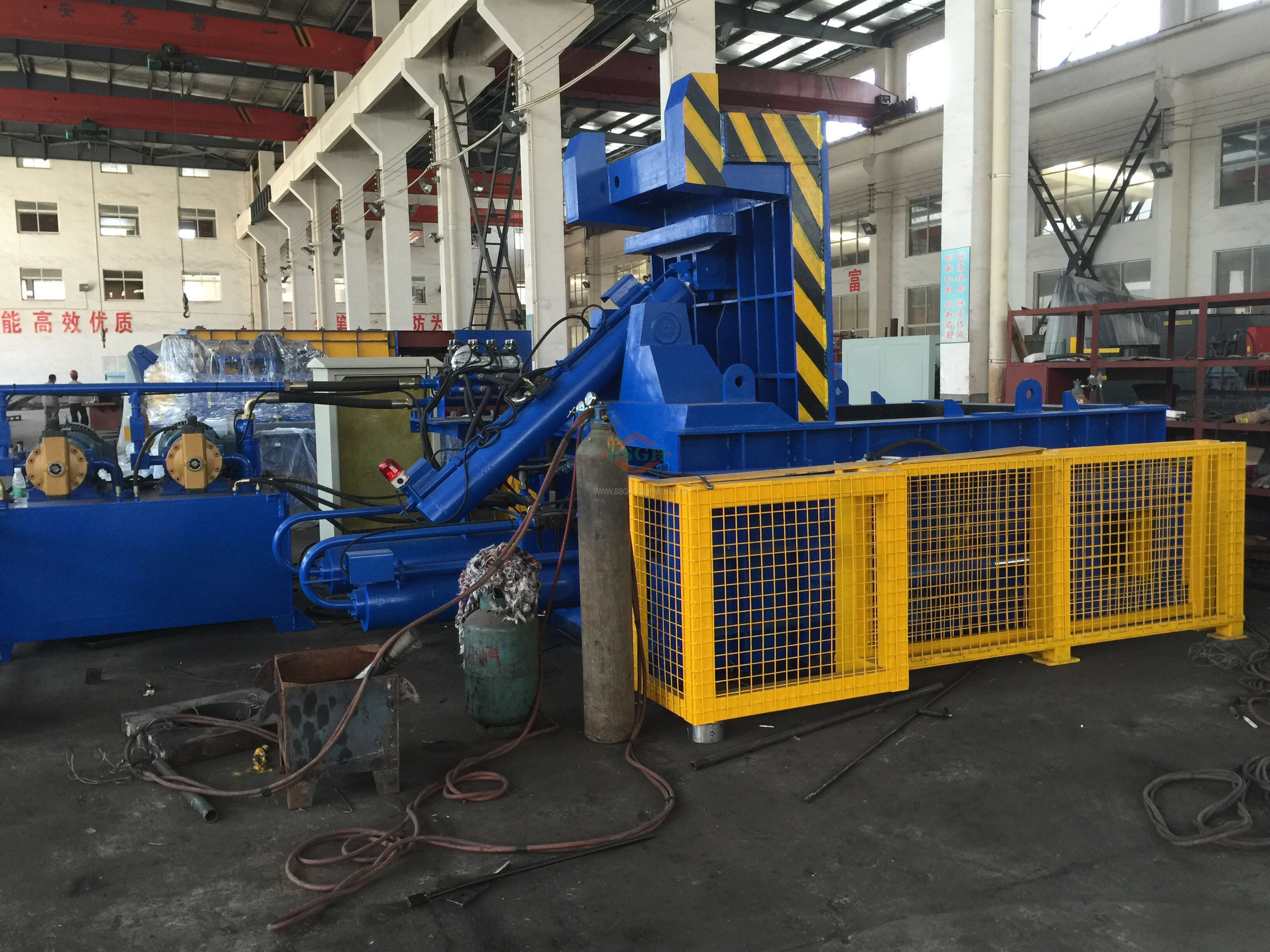 2021 Industrial small scrap car horizontal aluminum baler press machine price  aluminum recycle metal baler machine METAL SCRAP