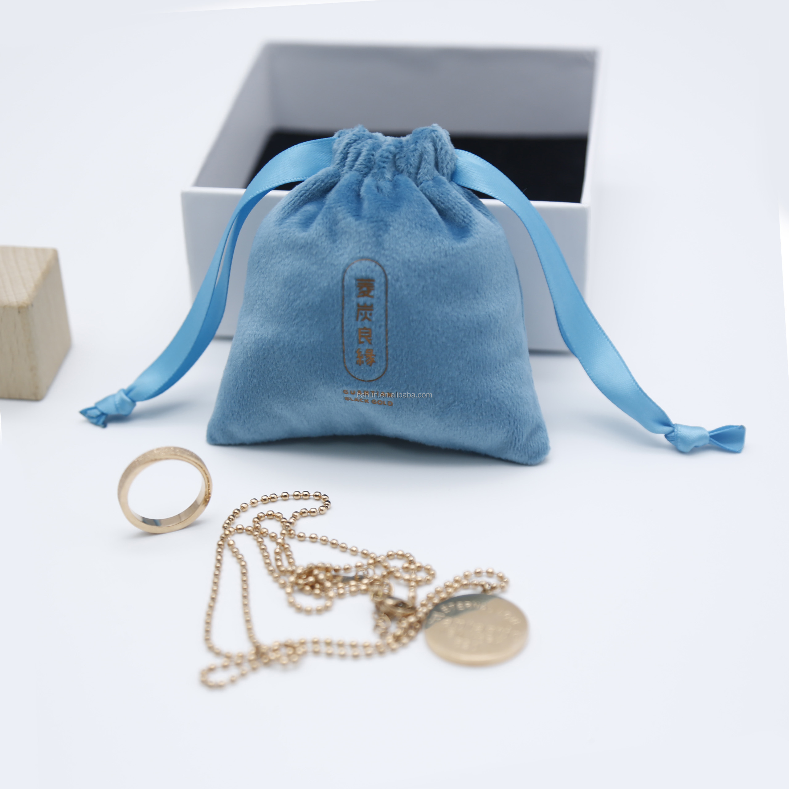 Luxury Custom Jewelry Pouches with Logo Super soft velvet Small Gift Drawstring bag