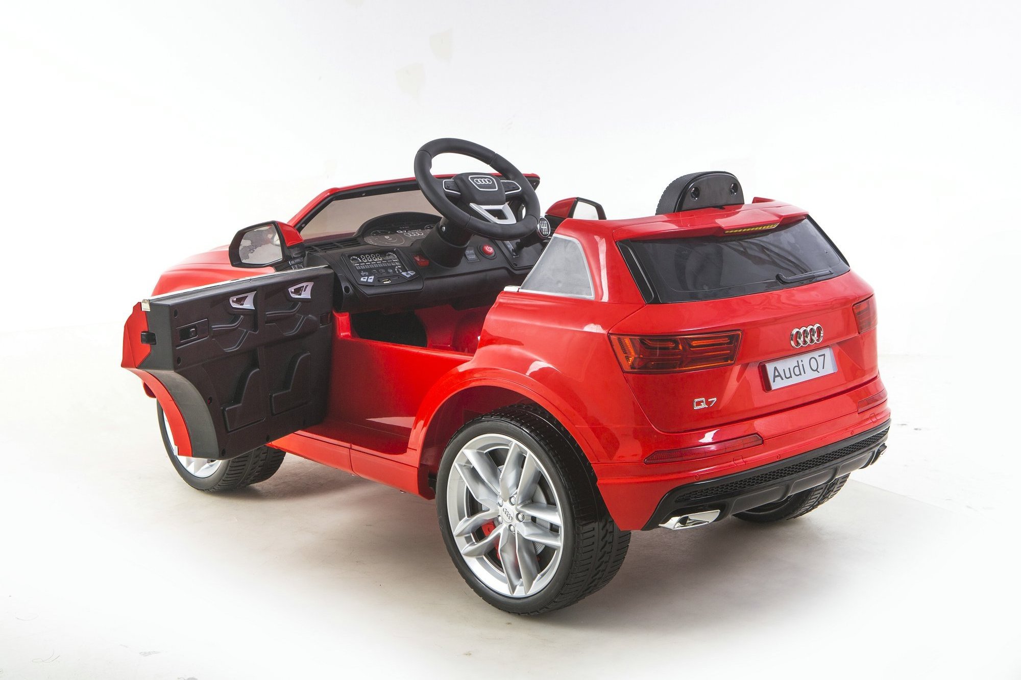 NEW Licenced ADI Q7 2015 Version Kids Electric Toy Car