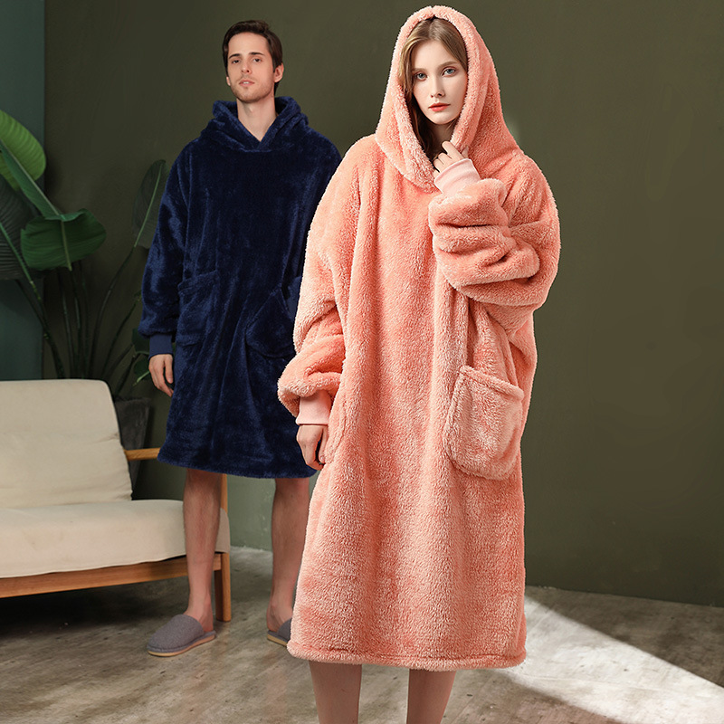 Autumn and winter hooded pullover loose blanket men and women flannel pyjama jacket plus size outside the home