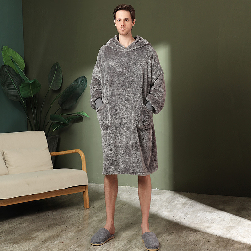 Autumn and winter hooded pullover loose blanket men and women flannel pyjama jacket plus size outside the home