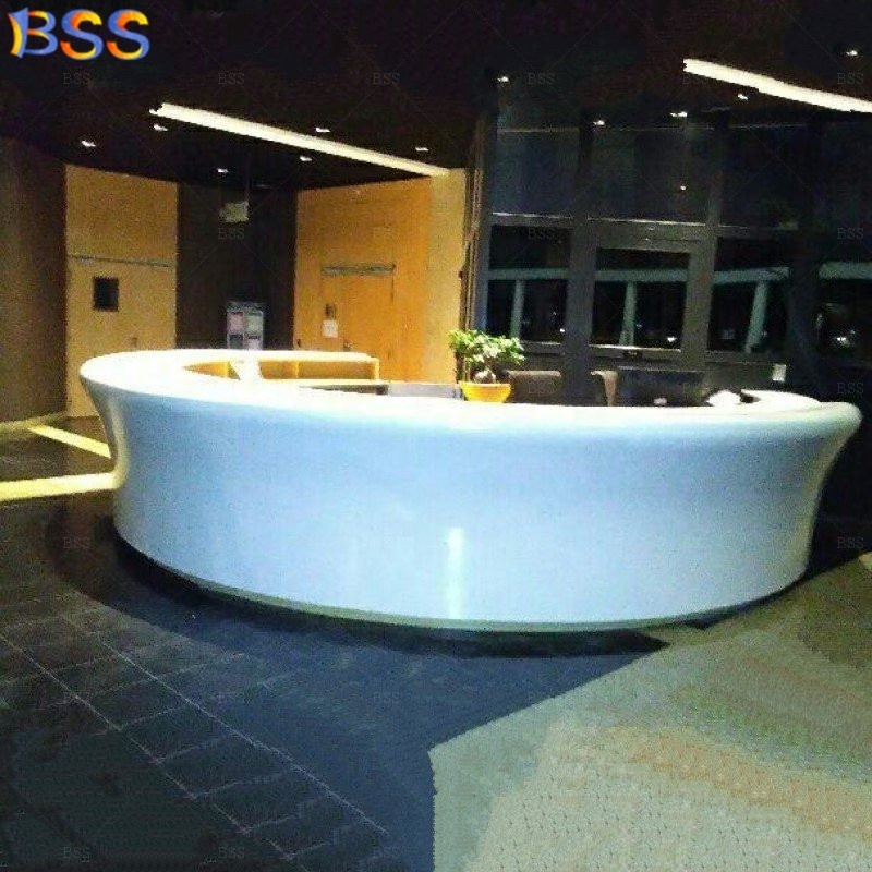 Mall Service Counter Idea Contemporary Luxury Design Thermoformed White Corian Circular Shopping Mall Customer Service Counter