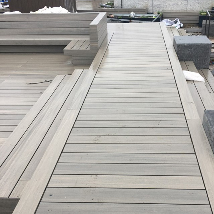 Popular Outdoor Waterproof Cheap Laminated Co Extruded 3D Wood Grain Capped White WPC Composite Decking