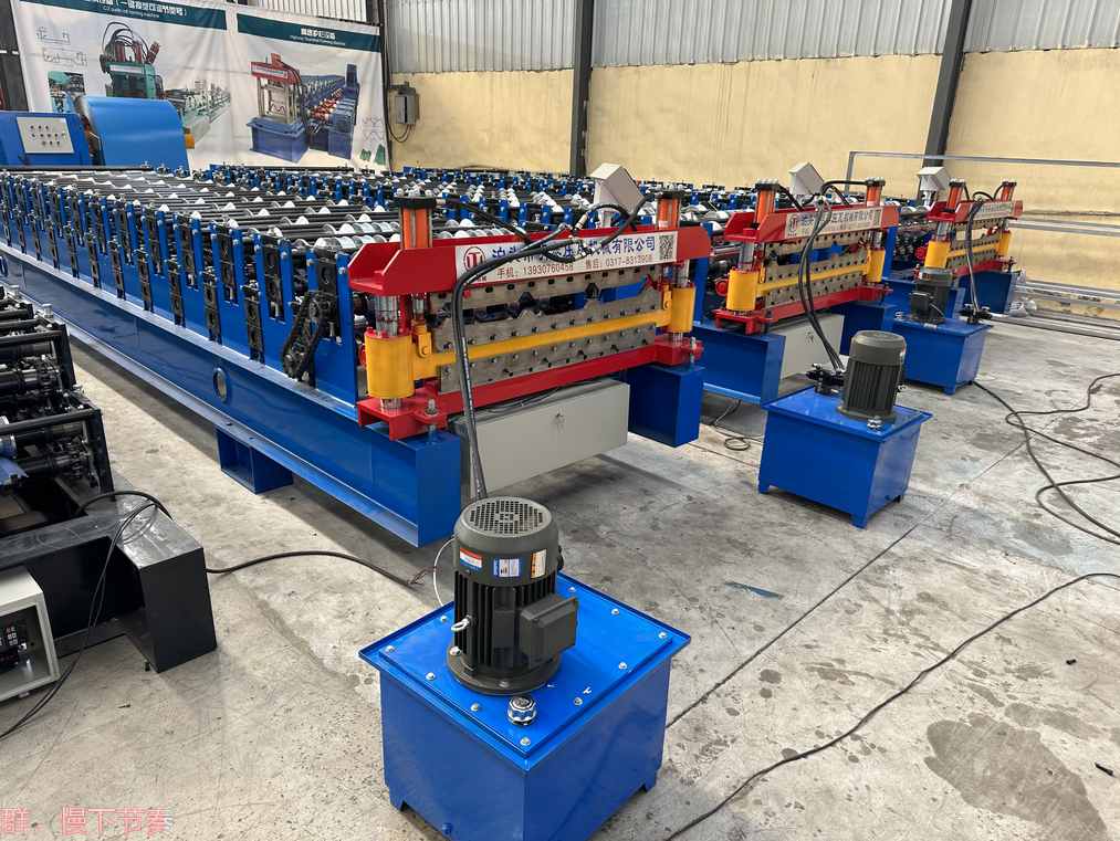 roofing panel roll forming machine r panel  roof making machine