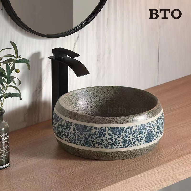 BTO Rimless Modern Bathroom Round Wall Hung Toilet with flower pattern New Design One Piece Wallhung Toilet