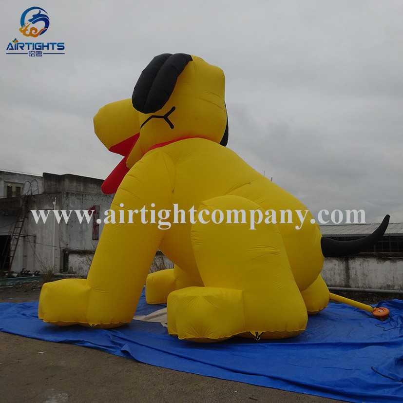 Yellow dog balloon 6m high or customized giant inflatable dog balloon for events