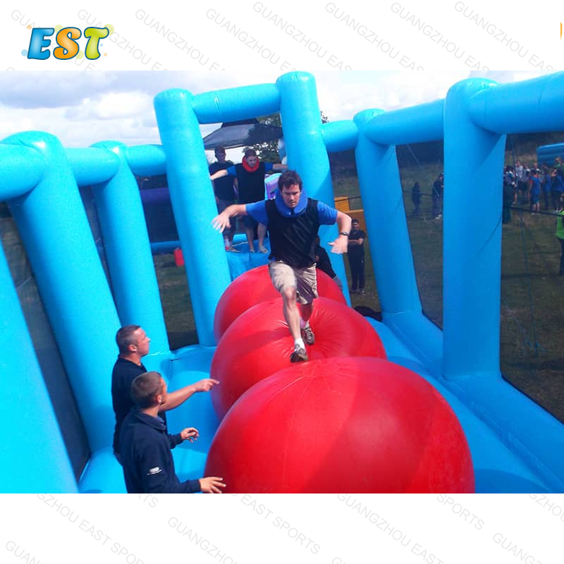 Crazy Sports Interactive Games Inflatable Big Baller Wipeout Course Challenge game Inflatable Wipeout Jumping Baller