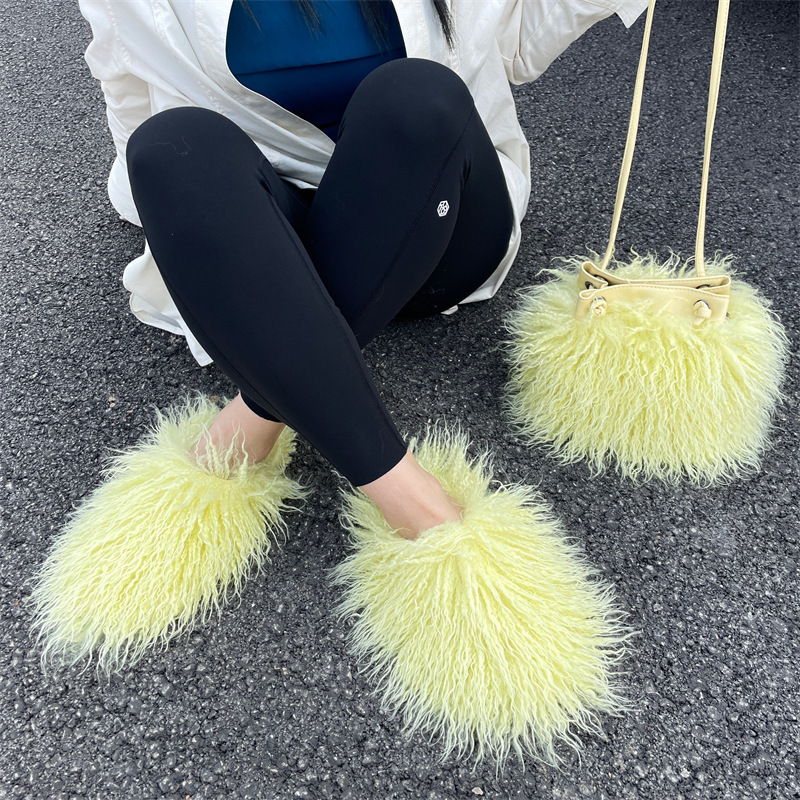 New designer flat fluffy fuzzy shoes bags women faux fur slides wholesale fluffy mongolian fur slippers with bag sets