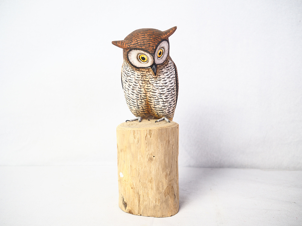 Wooden Craft Horned Owl Handicrafts, Wood Animal Figurine Outdoor Decoration , Bird Craft Garden Ornament