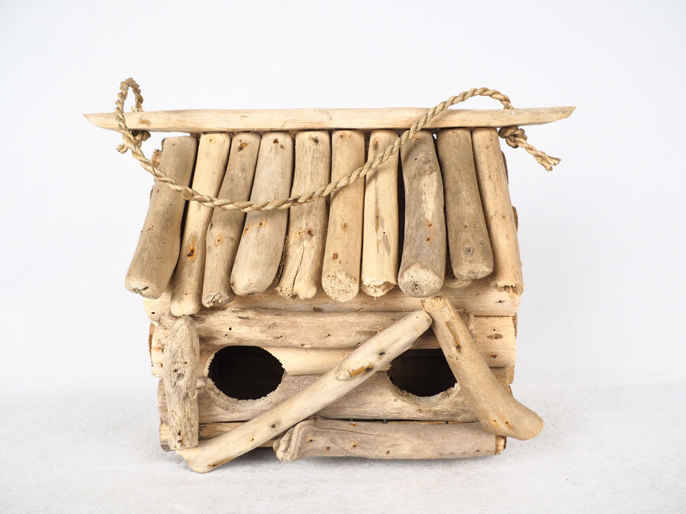 Wholesale Outdoor Driftwood Garden Decoration Wooden Bird House Outside Hanging Decoration Best Quality Handmade