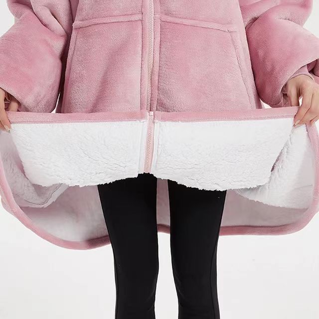 Irini Custom Solid Giant Pocket Women Men Hooded Sherpa Wearable Blanket Sweatshirt  Oversized Hoodie Blanket for Adults