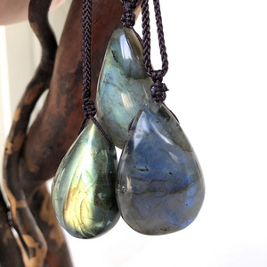 New Product Hot Sale Crystal Water Drop Natural Labradorite Blue Light Pendant With String For Decoration