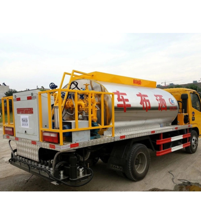 Hot Selling 6000L 6T 6cbm Road Asphalt Sprayer Bitumen Truck 6m3 Asphalt Distributor for hot sale