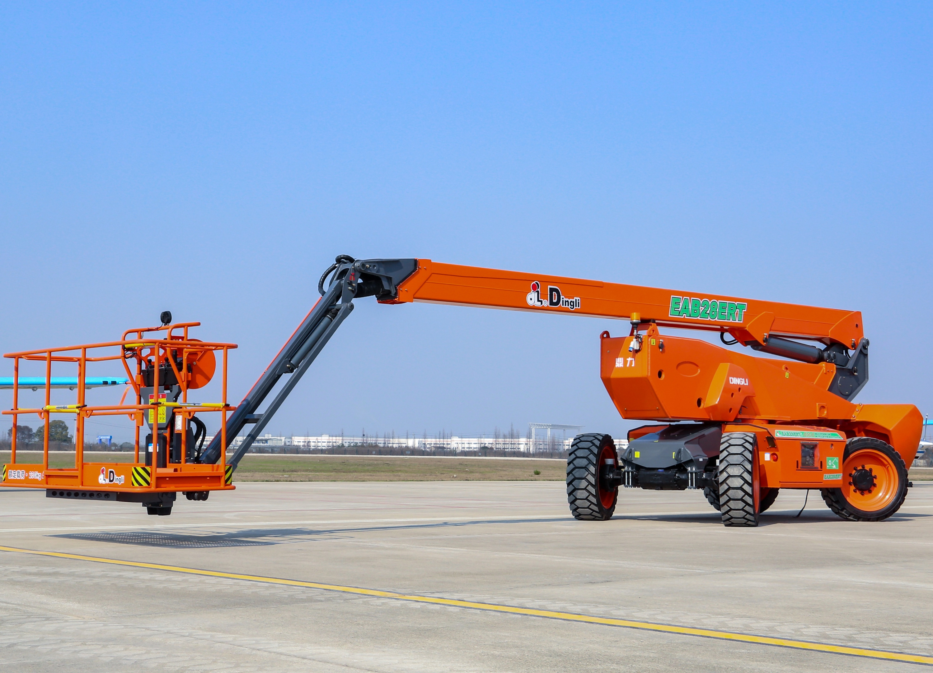 Top selling Best Boom Lift BT28RT Trailed Lift engine Mini Scissor Lift Platform