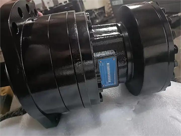 Hydraulic Motor MCR03 MCR05MCR10 MCR5A470282S106Z32B2V2WL1 Rexroth Hydraulic Piston Motor with low speed high torque radial