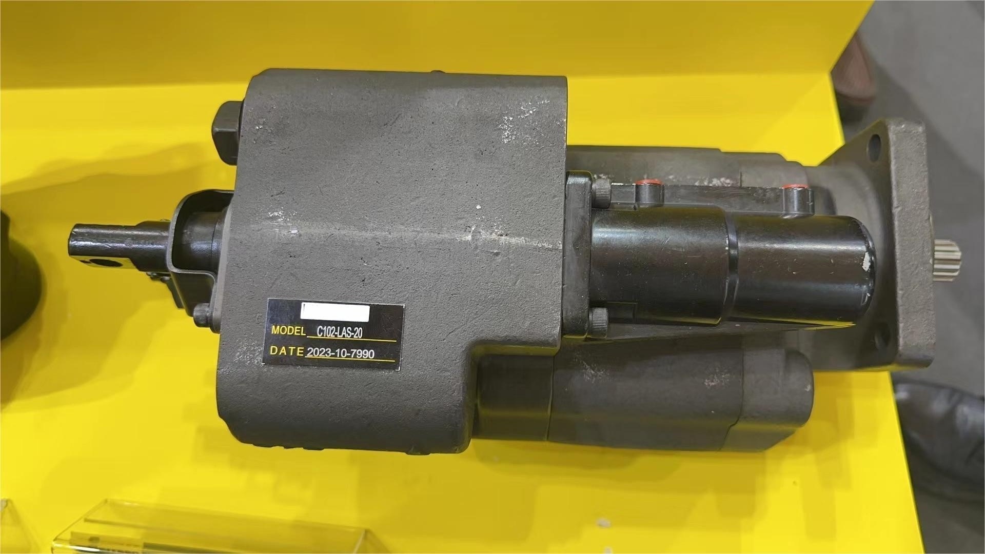 Hydraulic Pump Manufacturer C102-LAS Gear Pump Hot sale Hydraulic Gear Pump For Excavator