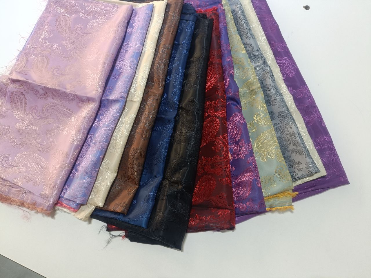 Wholesale Stock  Lot Jacquard Polyester/Viscose Fabric for Lining