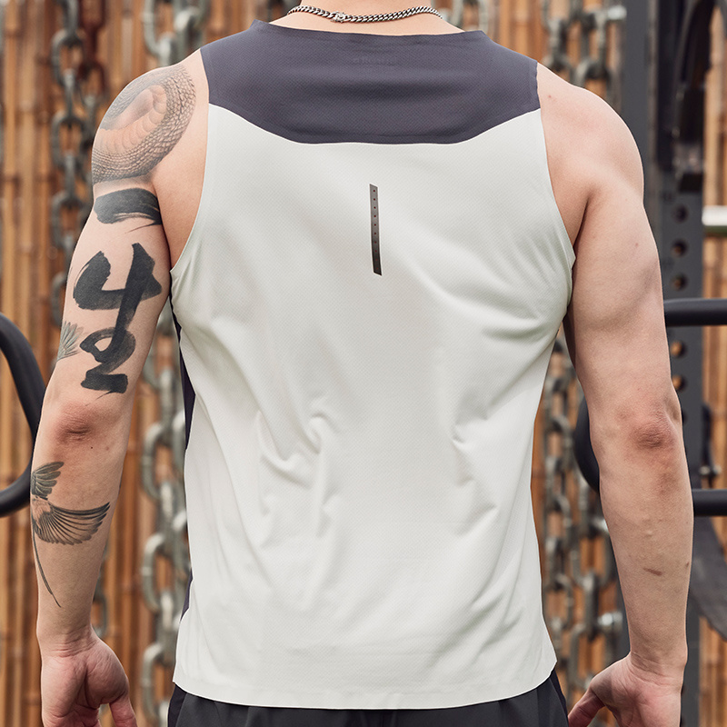 Men Singlet 100 Polyester Anti Bacterial Two Tone Gym Tank Top Outdoor Workout Slimming Sleeveless Vest