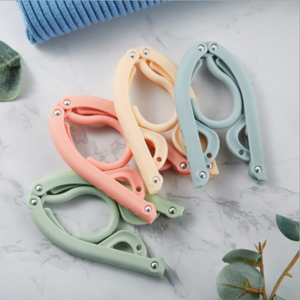 Folded Hanger Plastic Hook Fold Hanger Clothes Laundry Product Travel Space Saving Wardrobe Fordable  Hanger