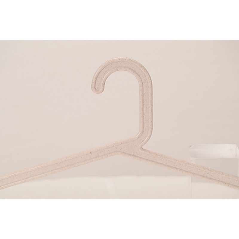 Light Color Flat Hanger Manufacturer Belt Light Weight Space Saving Hangers Adult Plastic Hanger