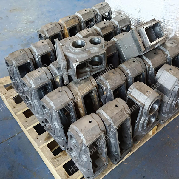 Gearbox T-type L-type right angle reversing reducer agricultural machinery accessories gearbox