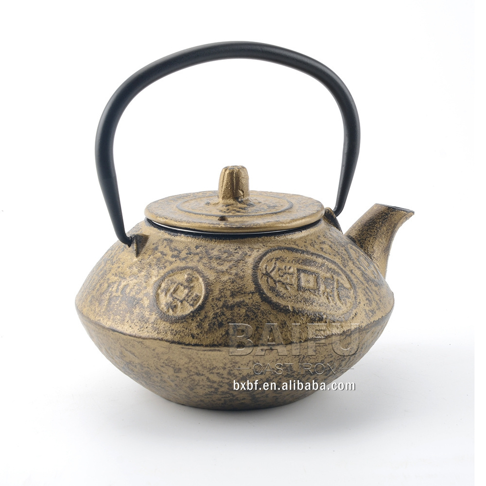 Gold Oriental Design Teapot Cast Iron Japanese Tetsubin tea kettle with Infuser for Loose Leaf Tea Enameled Interior tea pot