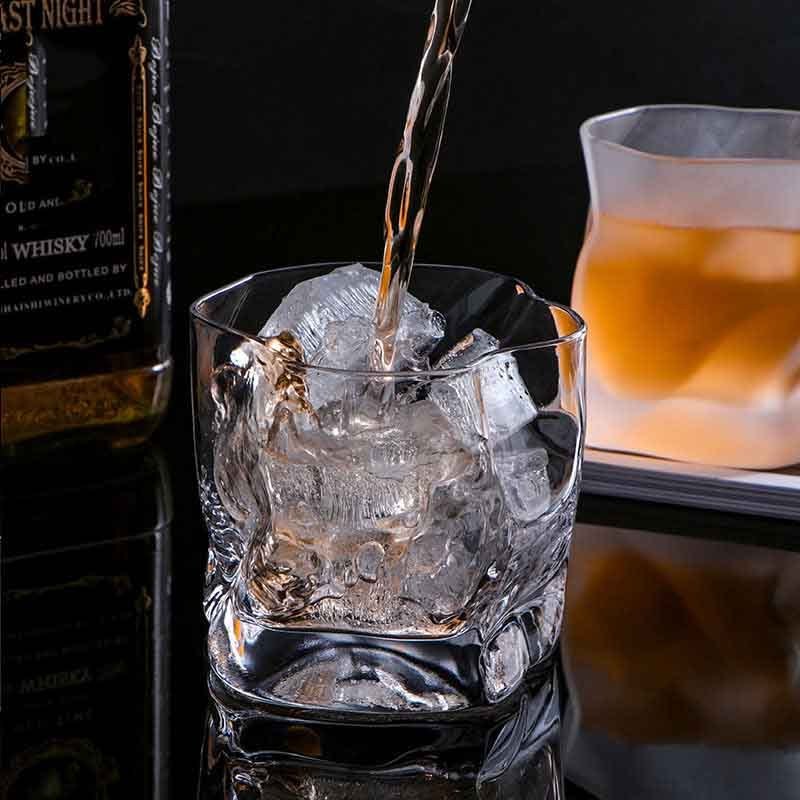 lead-free crystal glass cup Whiskey twist glass frosted wine twisted Japanese traced gold beer glass