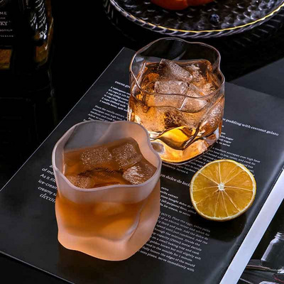 lead-free crystal glass cup Whiskey twist glass frosted wine twisted Japanese traced gold beer glass