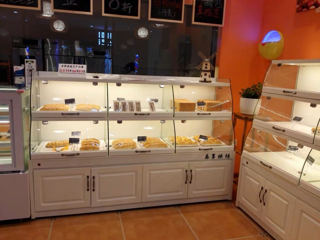 Customized Bread Cabinet Cake Bread Stand Bread Store Bakery Rack Bakery Display Cake Display Case