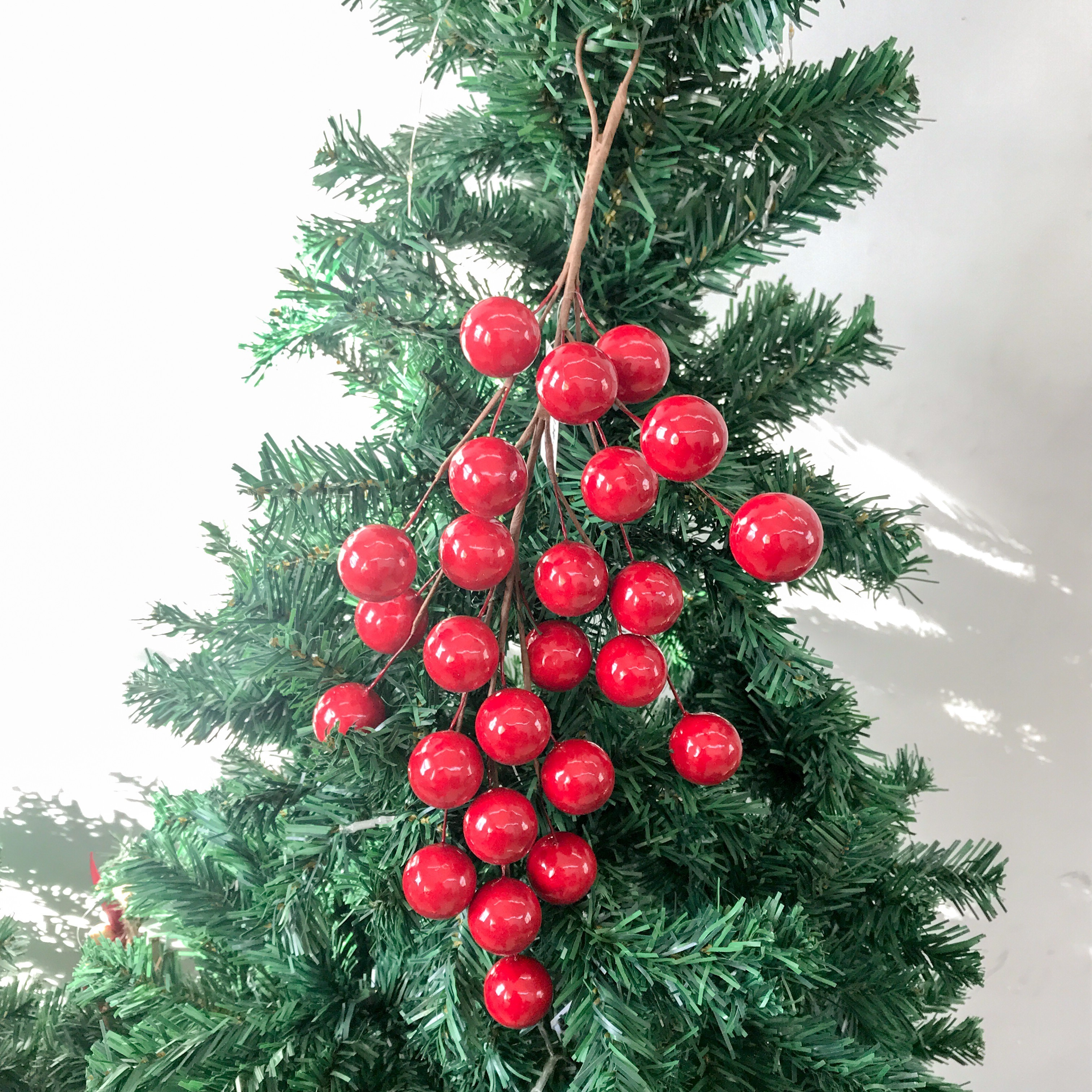 Artificial Christmas monochrome grapes berries Christmas flowers flower branches Wholesale