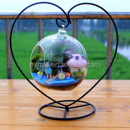 Flower glass vase with heart shape metal stand for wedding decoration