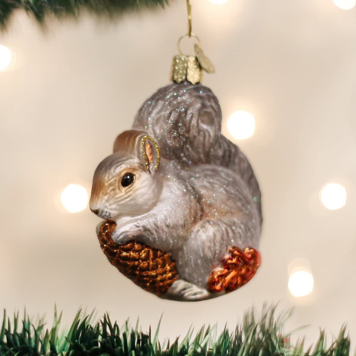 Chinese handmade small hanging hand blown glass handicrafts squirrel animals figurine ornaments Christmas Eco-friendly