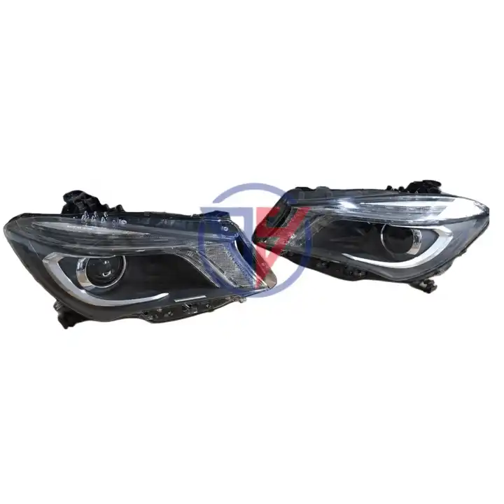 Hot auto parts Mercedes Benz W117 is suitable for CLA200 CLA220 CLA250 original headlights 12-15 year CLA headlights