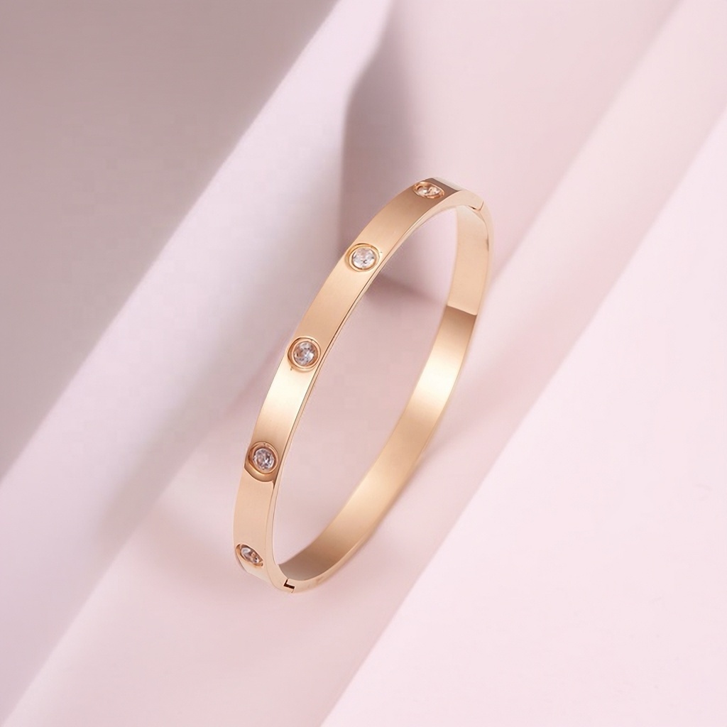 Hot Selling Fashion Luxury Gold Bangles Micro inlay zircon bracelet stainless steel charm bracelet women jewelry