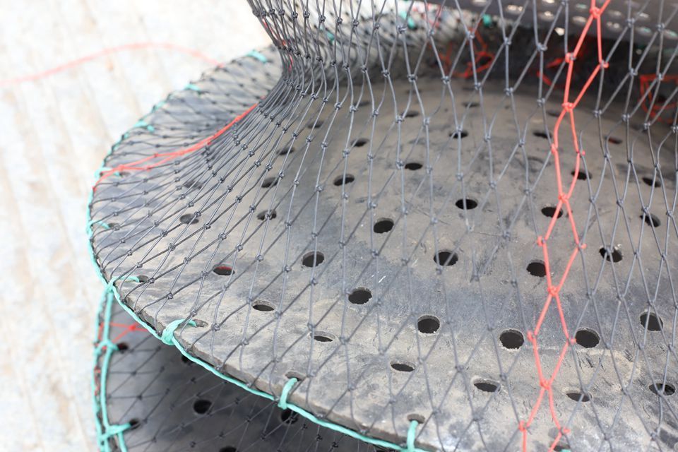 Manufacturers provide high-quality oyster culture equipment to trap Scallop Culture Lantern net