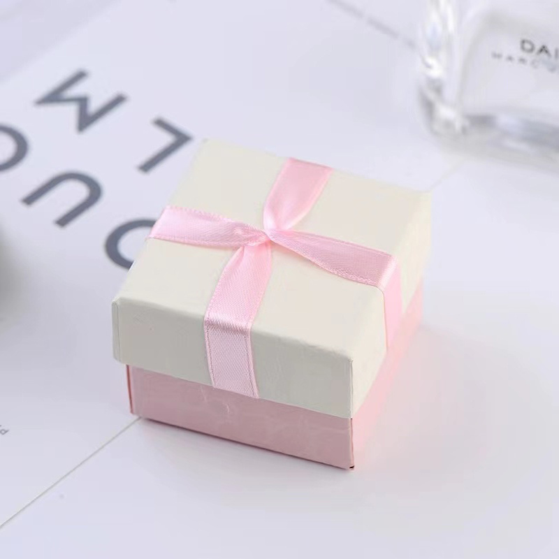 Custom Made High-End Self Adhesive Bowknot Gift Wrapping Decoration High Quality Handtied Polyester Bow for Holiday Gift Boxes