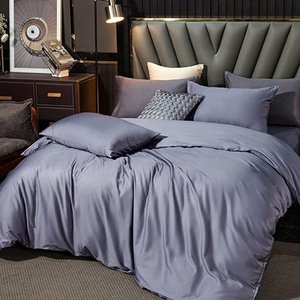 Microfiber satin is soft and skin-friendly polyester bedding set quilt set bed sheets cotton