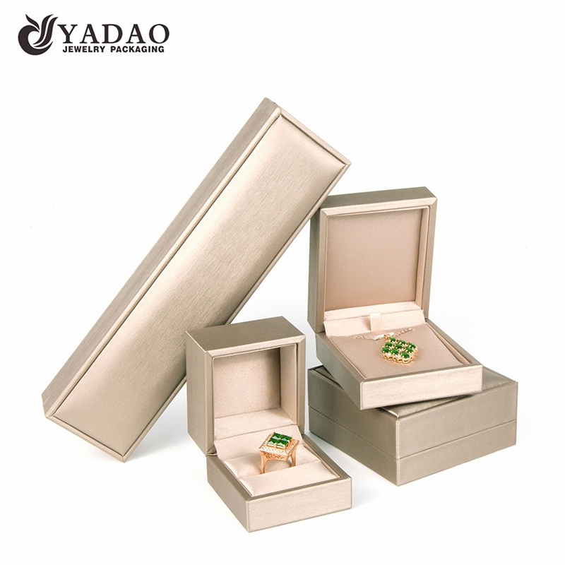 Yadao Exquisite Leather Jewellery Box Set Custom Logo Plastic Earring Bangle Bracelet Necklace Luxury Jewelry Box