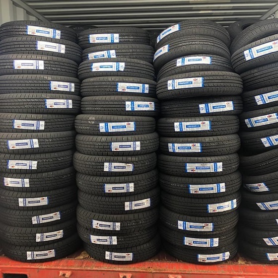 New Tyre 18pr Drive Position 20FT Container Load Radial Truck Tyre 11r22.5 12r222.5 Used for Bus and Truck