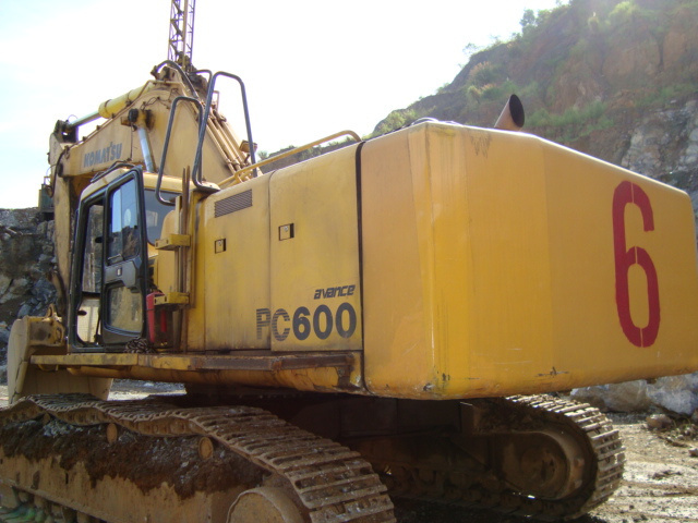 Construction Equipment Used Komatsu PC600-6 Crawler Excavators In High Condition