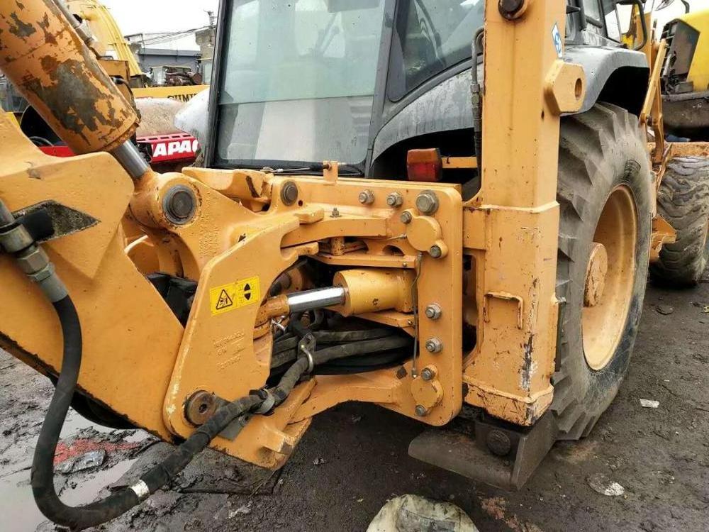 Used CASE 580 Backhoe Loader with 2000kg Rated Load