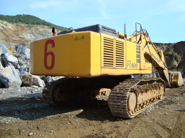 Construction Equipment Used Komatsu PC600-6 Crawler Excavators In High Condition