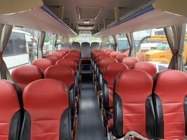 Comfortable Large Space Used Yutong 35 Seats Car Used Coach Buses