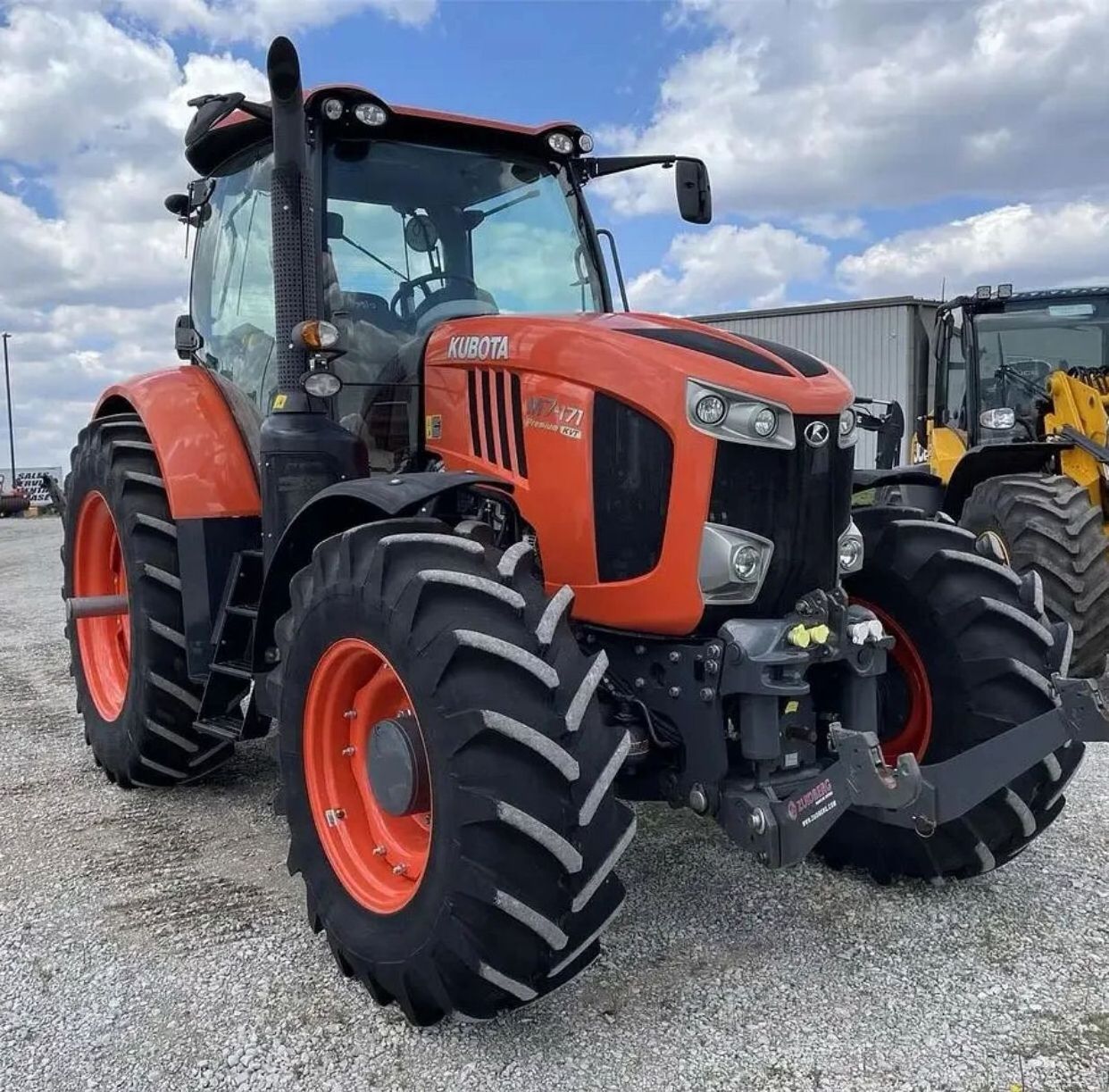 kubota 4x4 7171 TRACTOR farming machine agricultural tractor Agricola Kubota tractor